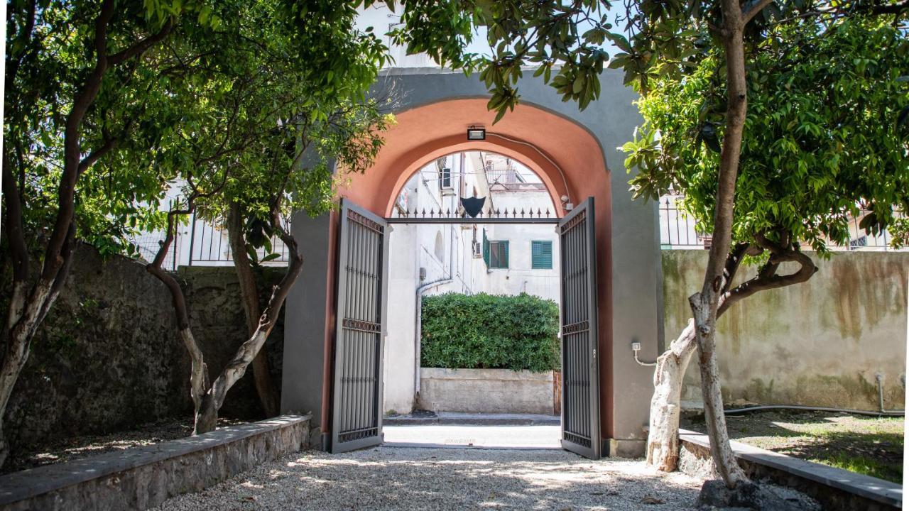 Palazzo D'Aquino Hotell Boscoreale Eksteriør bilde